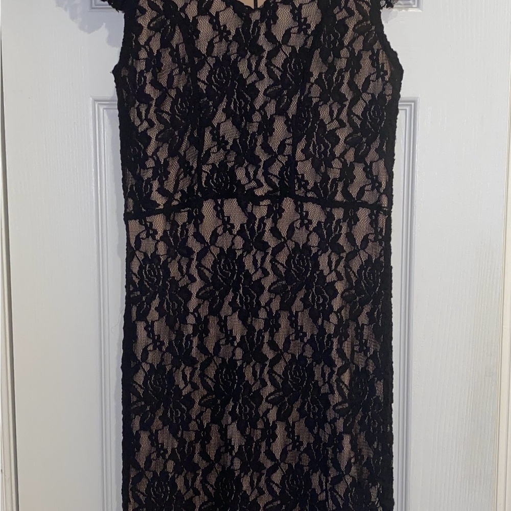 XOXO Black and Tan Sheath Midi Dress